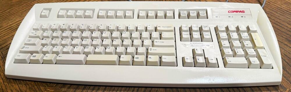 Vintage Compaq PS/2 Keyboard RT7A56TW 237743-301 Beige Tested Working